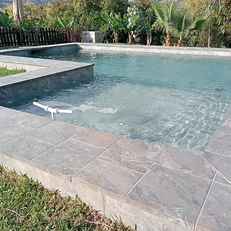 Aguacate Villa *